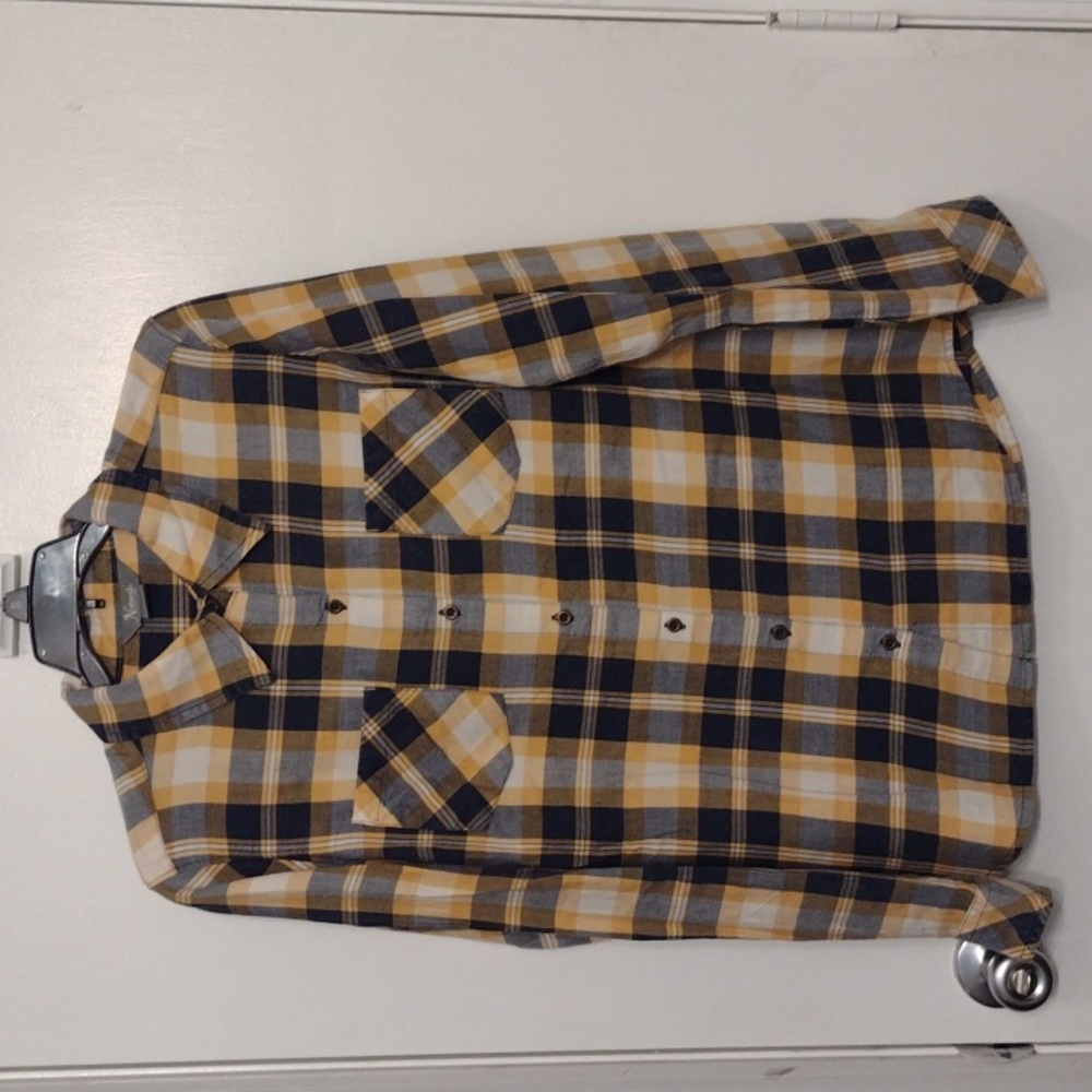 Cabela's Natural Reflections Yellow and Blue Plaid Cotton Shirt size Small